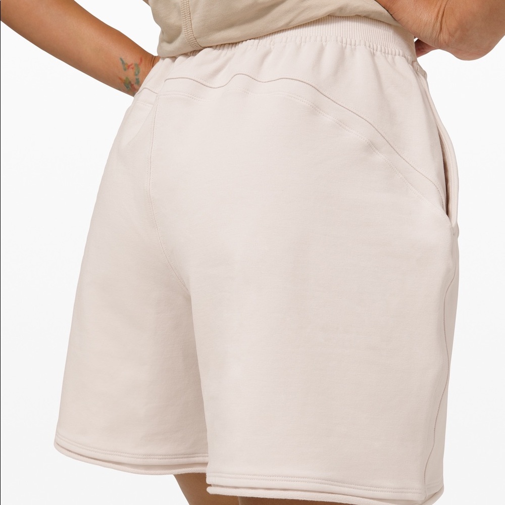 LA French Terry High Rise Long Short Size 8/Dune